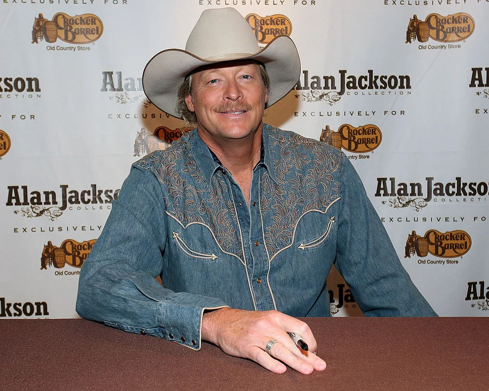 Alan Jackson – When Somebody Loves You